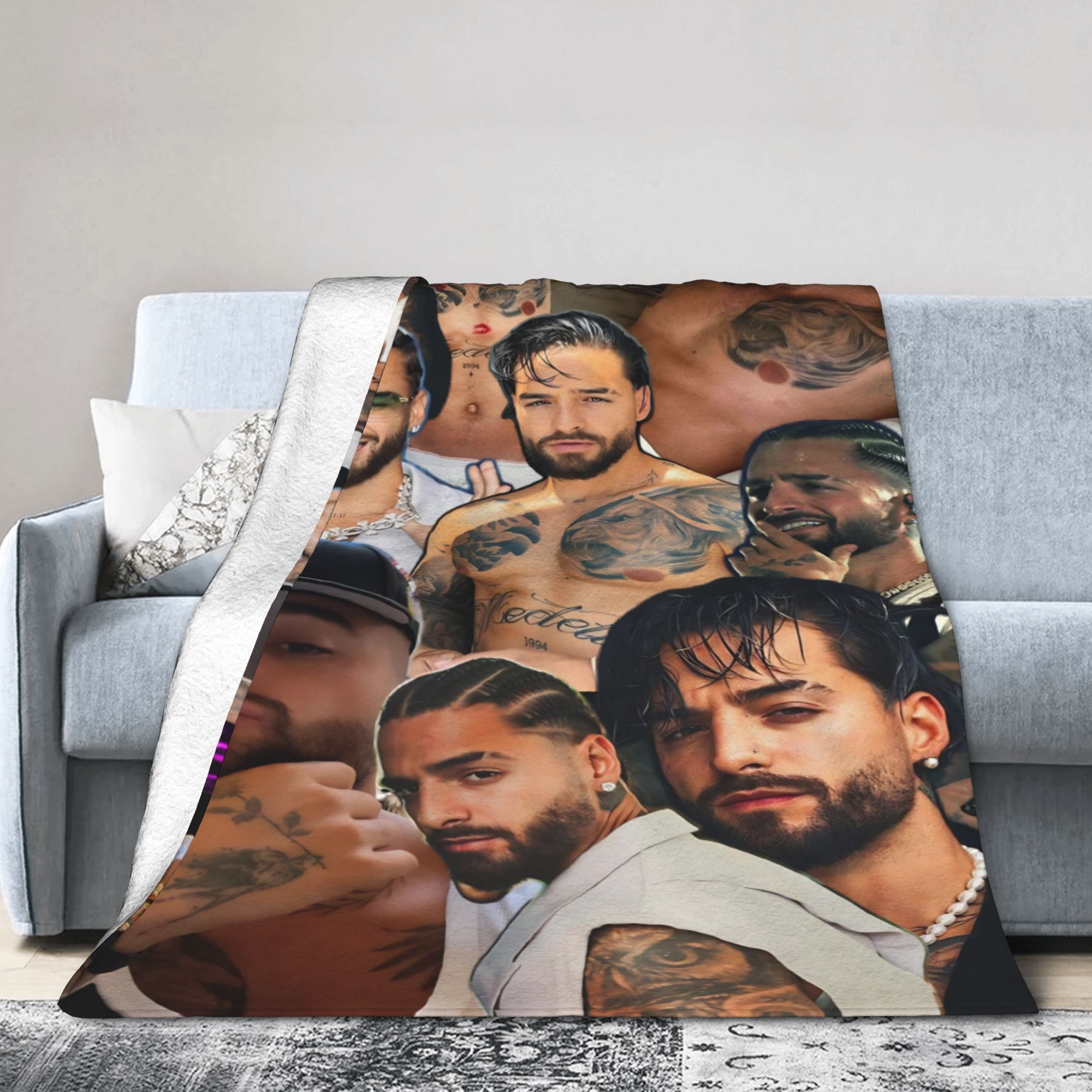 Maluma Colombian Singer Photo  - Board Game Halma 评论和价格